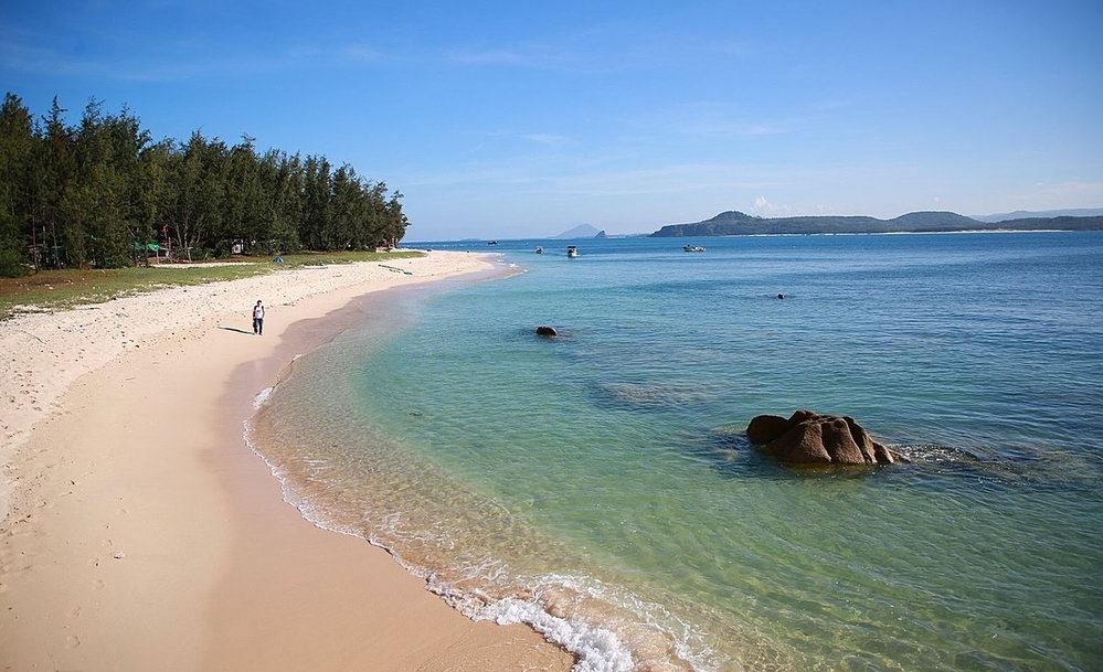 4 beach camping sites in Binh Dinh for nature lovers 4 beach camping sites in Binh Dinh for nature lovers