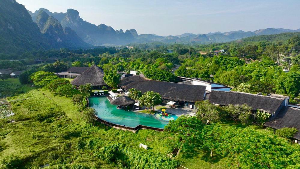 Attractive journey connecting tourism to explore Muong culture