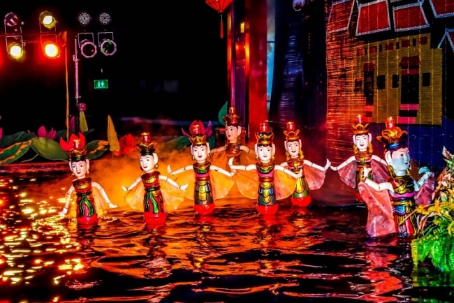 water puppet show 3