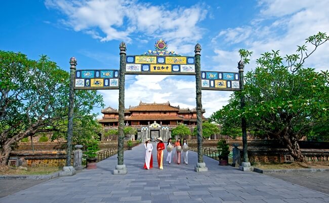 Vietnam travel new year 6