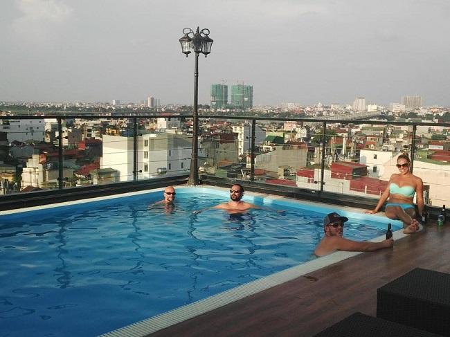 best hotels with pool in Hanoi Old Quarter 13