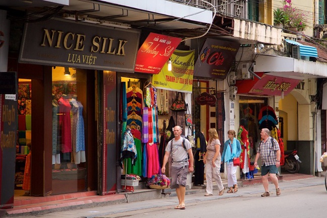 best places for shopping in Hanoi 11