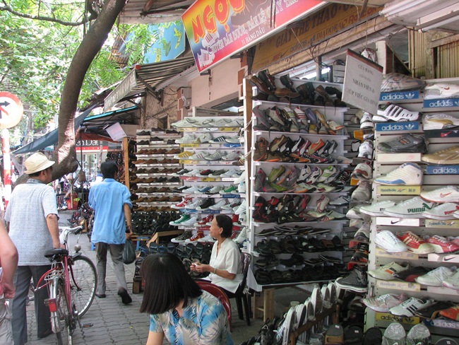 best places for shopping in Hanoi