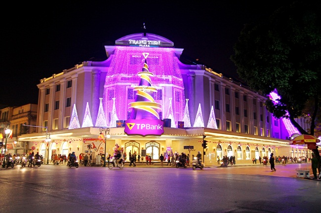 best places for shopping in Hanoi 7