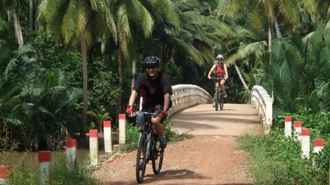 Transportation in Mekong Delta 2