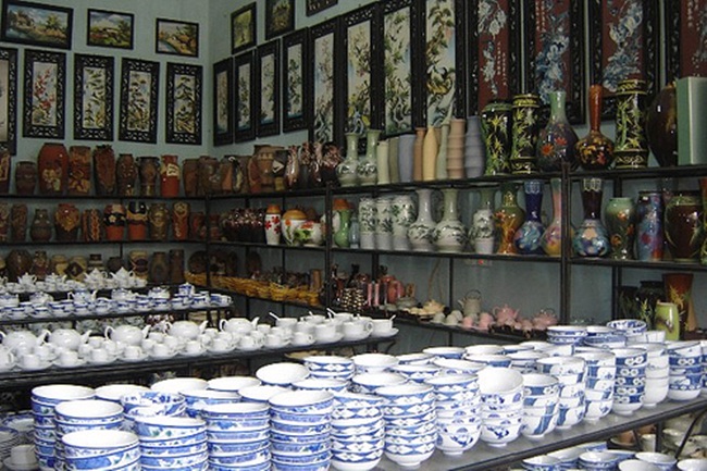 Bat Trang Pottery Village 6