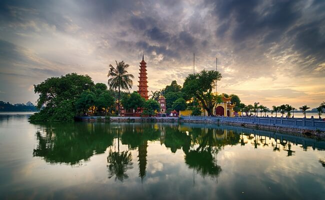 lakes in vietnam 4