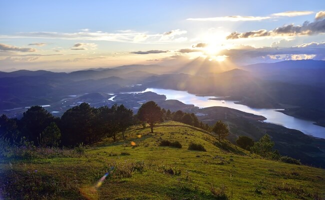 places for trekking in vietnam 9