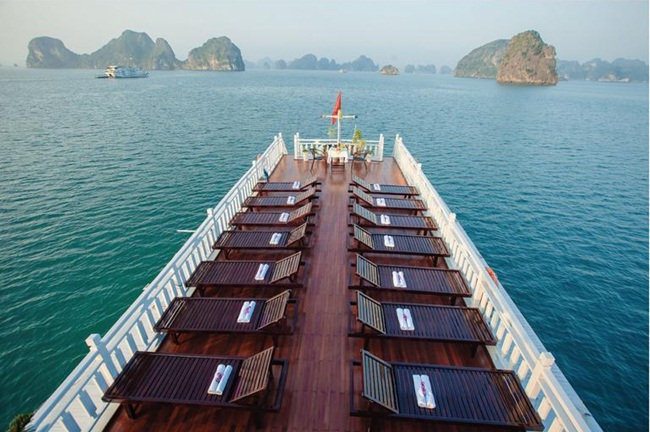 best 3 star cruises in halong bay 8