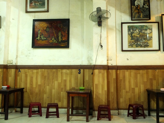 Cafes in Hanoi Old Quarter 10