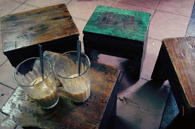 Cafes in Hanoi Old Quarter 14