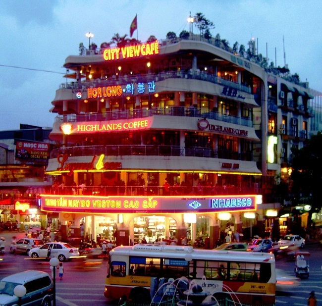 Cafes in Hanoi Old Quarter 15