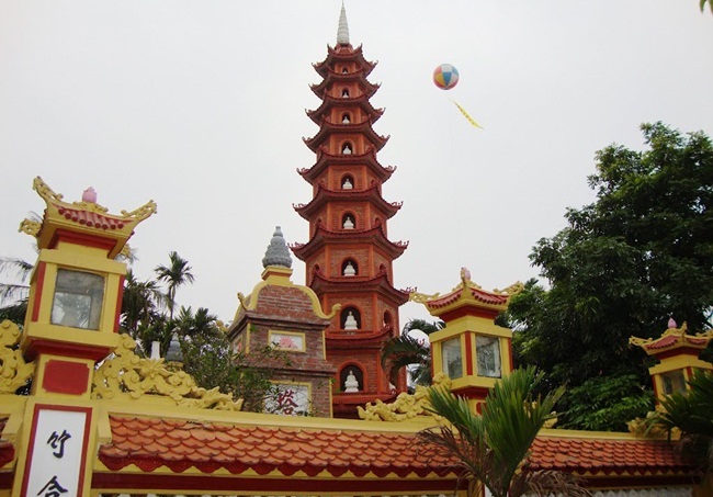 Tran Quoc Pagoda 9